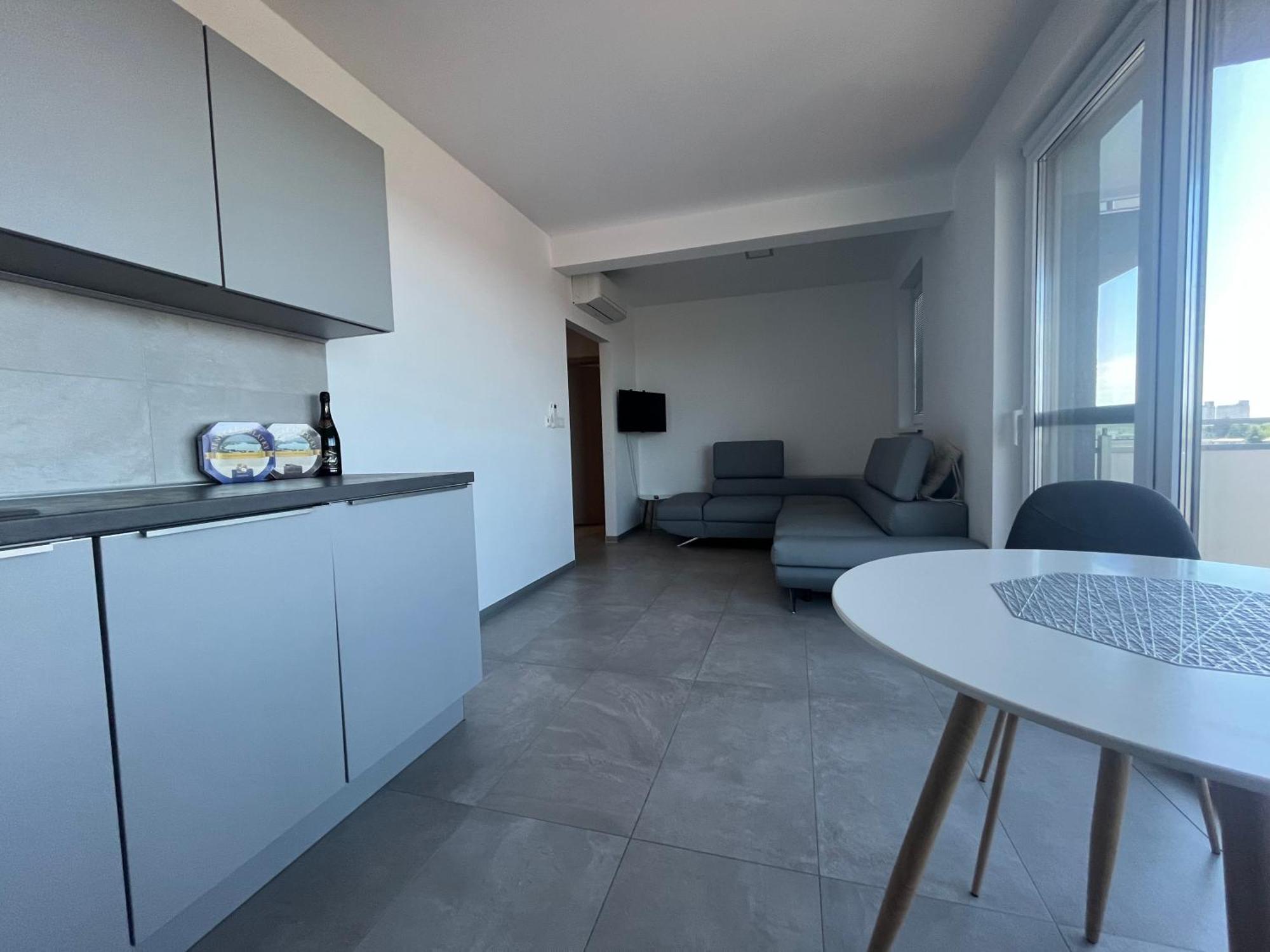 Apartment Sun Lakes - Sever Senec Exterior foto